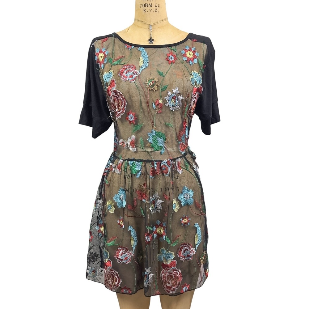 Whimsical Mesh Floral Embroidered Mini Dress Peplum‎ Short Sleeve Size L XL Boho